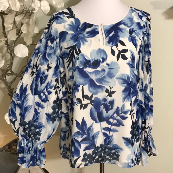 Talbots Tops - TALBOTS FLORAL BLOUSE